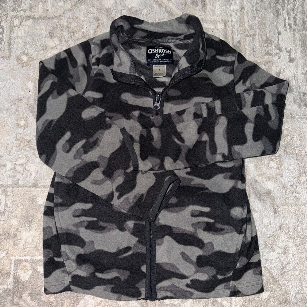 Boys Sz 7 Oshkosh Gray Fleece Zip Up Long Sleeve Sweatshirt Camo Camouflage Warm